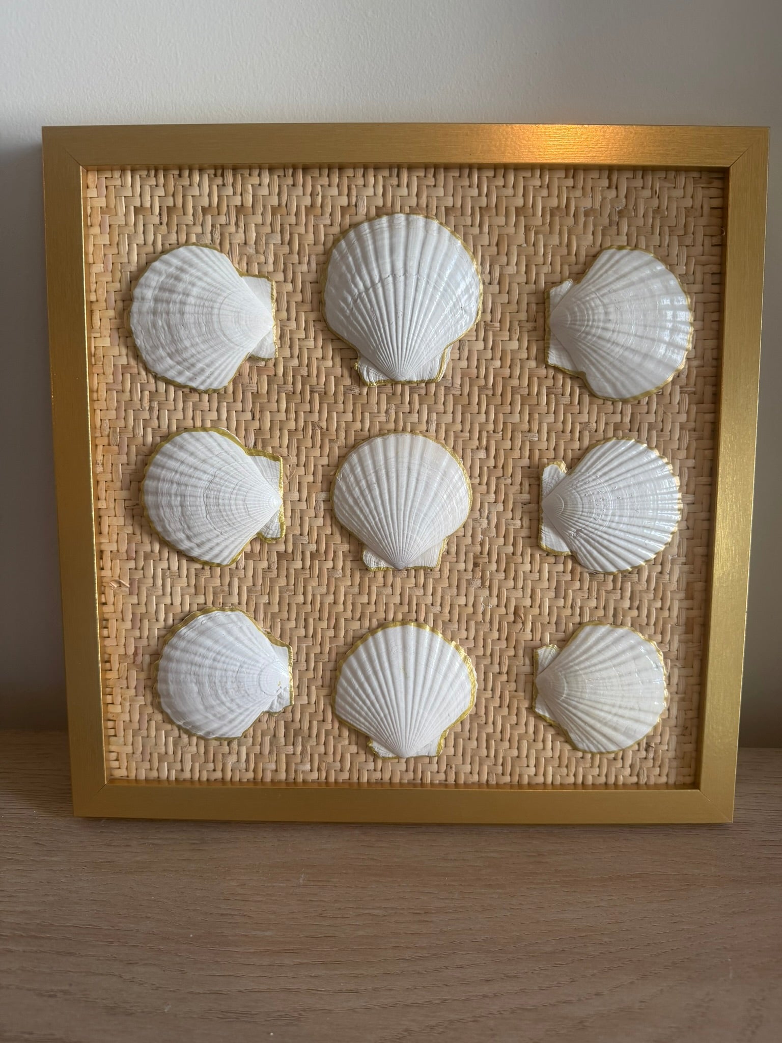 White Scallop Grid on Rattan Weave in Gold Frame