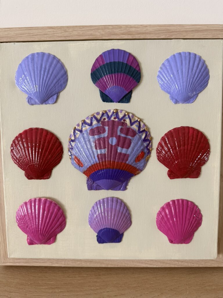 Berry Bohemian Scallop Grid