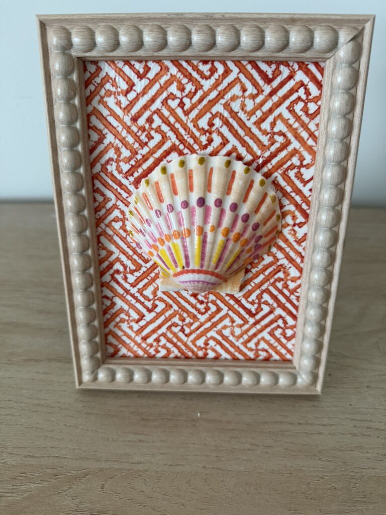 Confetti Dot Scallop on Orange Fretwork