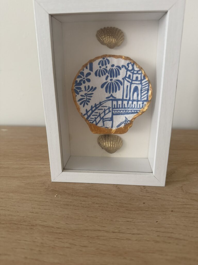 Blue Willow Chinoiserie Scallop in White Shadow Box